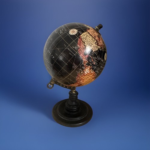 Mappamondo girevole decorativo