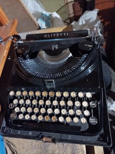 Macchine scrivere antiche - da,