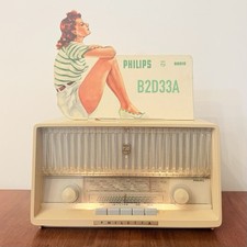 RADIO VINTAGE PHILIPS B2D33A