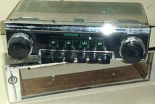 VECCHIA AUTORADIO VOXSON