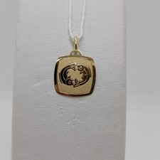 CIONDOLO MEDAGLIA ZODIACO SEGNO ZODIACALE PESCI IN ORO GIALLO 18KT  1,1 GR.