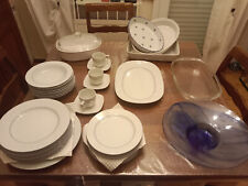 Servizio piatti porcellana marca Thun 1794 piu pirofile e piatto di portata