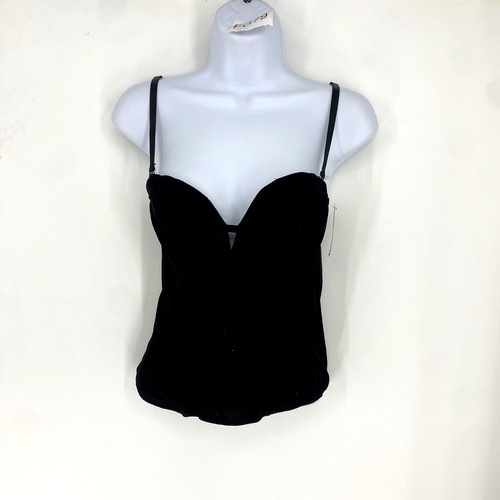 Costume nuovo con etichette