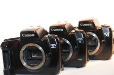 TRE Canon EOS 35mm FILM REFLEX