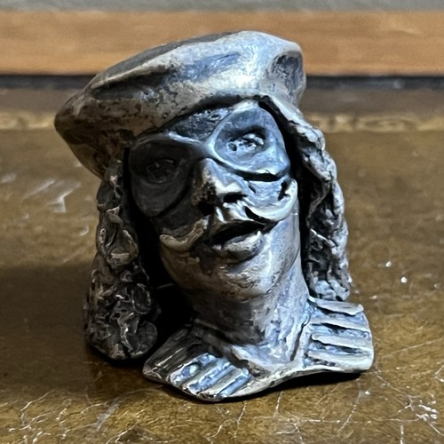 Busto tappo bottiglia metallo
