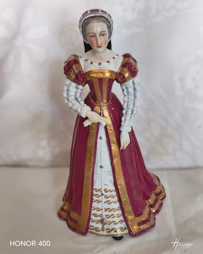 Statuina in - cj,