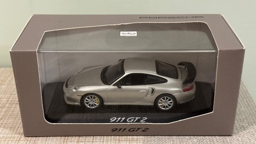 Minichamps porsche 911 - 1:43,