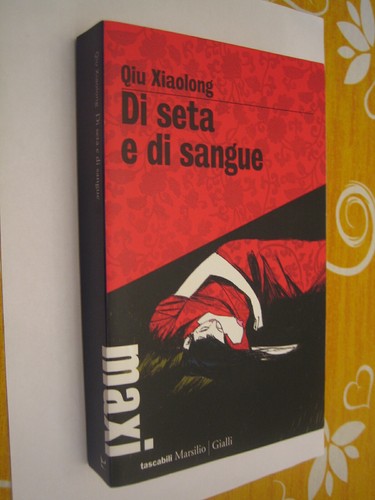 Libro giallo seta di - libro,