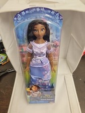 Bambola alla moda madrigale