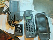 Telefono  NEC  TR5E1320-22F - BATTERIA -CLIP MACCHINA - DA TESTARE FUNZIONAMENTO