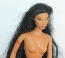 BARBIE POCAHONTAS DISNEY MATTEL BAMBOLA SENZA VESTITI