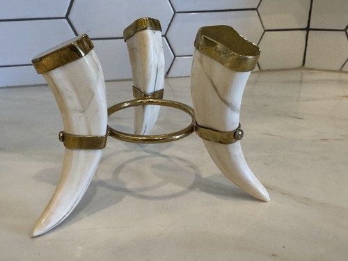 Vintage warthog tusk treppiede - vintage,