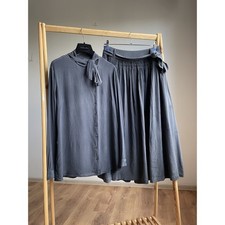 Set camicetta e gonna in pura