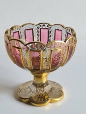 Grande coppa Boemia in cristallo molato e finemente dorato