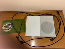 Xbox One S 1TB Console + usata con tre giochi e cavi inclusi, leggi descrizione