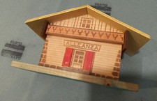 VECCHIO SALVADANAIO VINTAGE PER BAMBINI CASETTA IN LEGNO BANCA RISPARMI