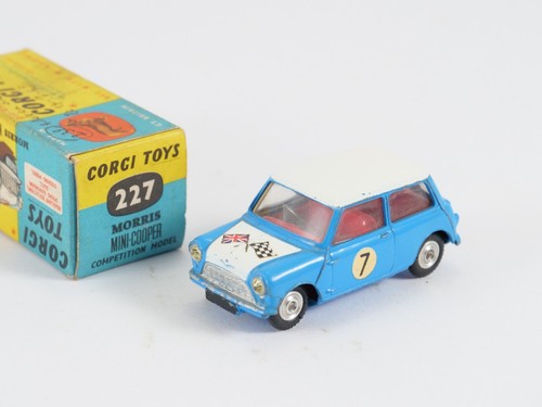 Corgi 227 morris - corgi,