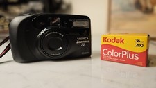 Macchina Fotografica Fotocamera Yashica Zoomate 70 + Rullini