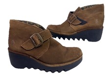 Stivaletti e stivaletti Fly