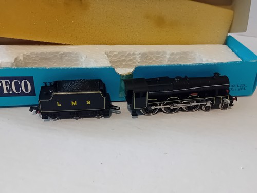 Scale model trains - n,