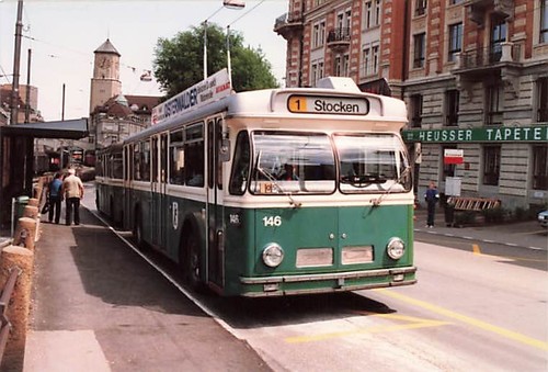 Foto filobus con - , rimorchio