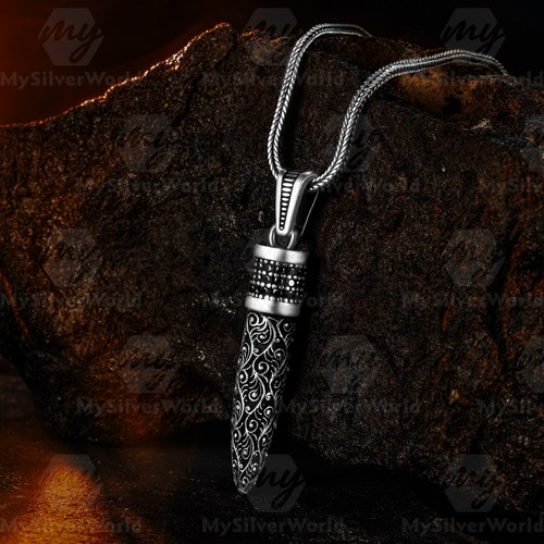 Collana con ciondolo uomo - con,