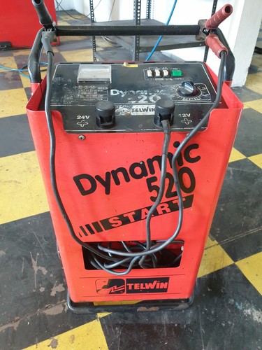Carica batteria avviatore - carica,