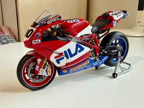 Minichamps 122031300 ducati - minichamps,