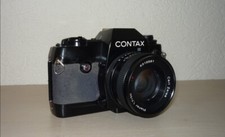 contax 137 MD Quartz + Carl Zeiss Planar T* 1,7/50mm analogic camera + lens