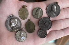 Lotto 8 medaglie papali e votive #AA21