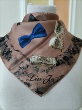 Liu Jo foulard in seta da collo.