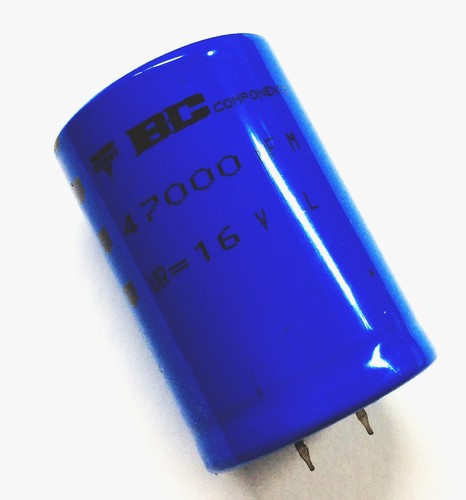 Condensatore elettrolitico - condensatore,