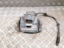 Pinza freno anteriore sinistra