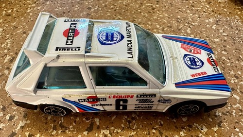 Bburago lancia delta - 1:43, s4