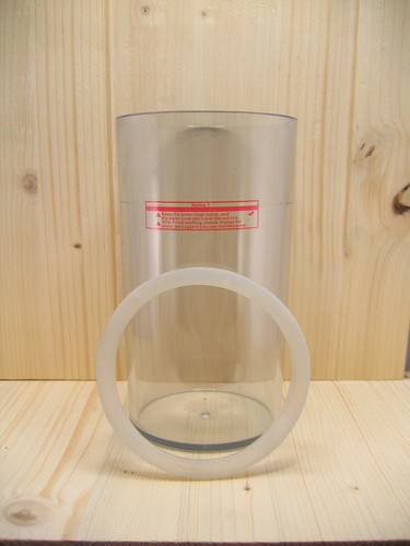 Bicchiere riempimento acqua