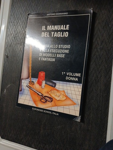 Manule - sartoria, )il