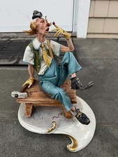 Statuina pagliaccio Santo