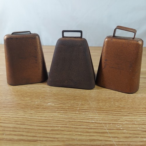 Lotto tre campane - tre, mucca