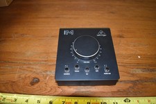 Behringer Studio M Premium