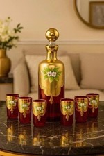 Set liquore vintage in vetro rosso oro decorato a mano, 7 pezzi