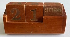 CALENDARIO PERPETUO IN LEGNO -