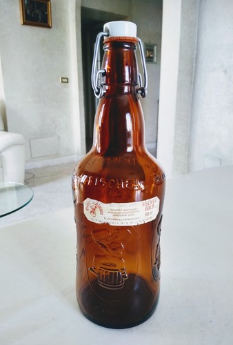 Bottiglia vuota birra fischer - vuota,