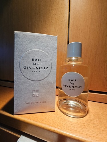 Givenchy eau edt - givenchy,