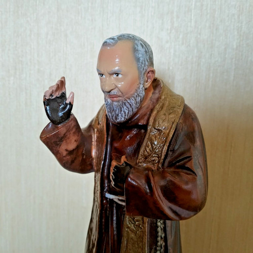 Statua san padre pio - di,