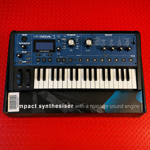 Novation mininova - novation,