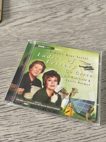 Ladies letters green - go,