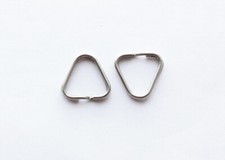 Anelli triangolari aggancio tracolla fotocamera Yashica MF1 MF2 35ME ME1 MG1