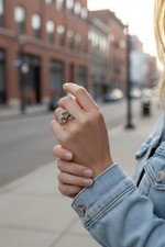 STILL ANELLO BIJOUX DONNA BIGIOTTERIA FIORE CON SCATOLINA INCLUSA COLORI CASUALI