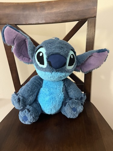 Disney sitting stitch - sitting, 15”