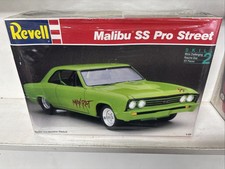 Revell scala 1:25 Malibu SS